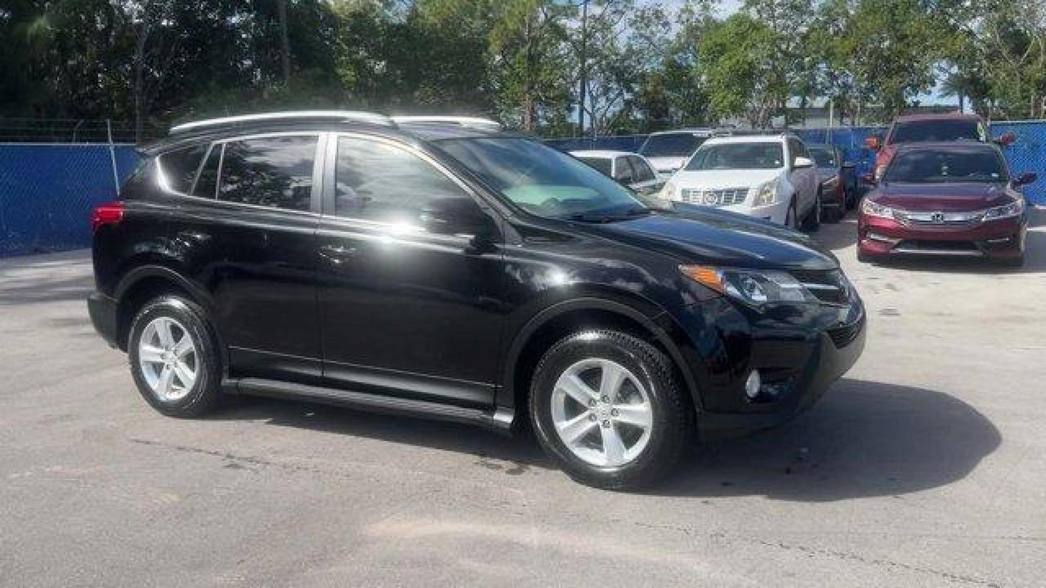 2014 Black Toyota RAV4 XLE (2T3WFREV7EW) with an 4 2.5 L engine, Automatic transmission, located at 27610 S Dixie Hwy, Homestead, FL, 33032, (305) 749-2348, 25.510241, -80.438301 - KBB.com 10 Best SUVs Under $25,000. Only 116,570 Miles! Boasts 31 Highway MPG and 24 City MPG! This Toyota RAV4 delivers a Regular Unleaded I-4 2.5 L/152 engine powering this Automatic transmission. Wheels: 17 x 7.0J Alloy -inc: caps, Variable Intermittent Wipers, Urethane Gear Shifter Material.* Th - Photo #10