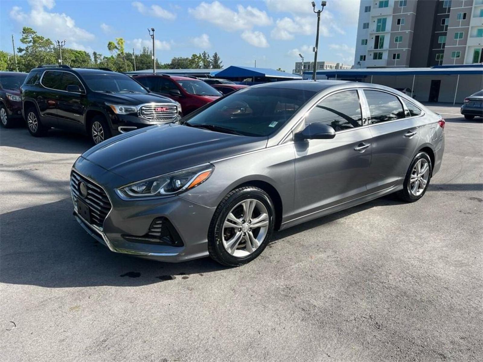 2018 Machine Gray /Gray Hyundai Sonata SEL (5NPE34AF7JH) with an 2.4L I4 DGI DOHC 16V PZEV 185hp engine, Automatic transmission, located at 27610 S Dixie Hwy, Homestead, FL, 33032, (305) 749-2348, 25.510241, -80.438301 - Photo #0