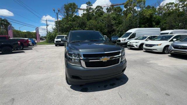 2020 Shadow Gray Metallic /Jet Black Chevrolet Suburban LS (1GNSCGKC9LR) with an 8 5.3L engine, Automatic transmission, located at 27610 S Dixie Hwy, Homestead, FL, 33032, (305) 749-2348, 25.510241, -80.438301 - Only 53,513 Miles! Delivers 22 Highway MPG and 15 City MPG! This Chevrolet Suburban boasts a Gas/Ethanol V8 5.3L/ engine powering this Automatic transmission. WHEELS, 18 X 8.5 (45.7 CM X 21.6 CM) ALUMINUM WITH HIGH-POLISHED FINISH (STD), TRANSMISSION, 6-SPEED AUTOMATIC, ELECTRONICALLY CONTROLLED wit - Photo#7