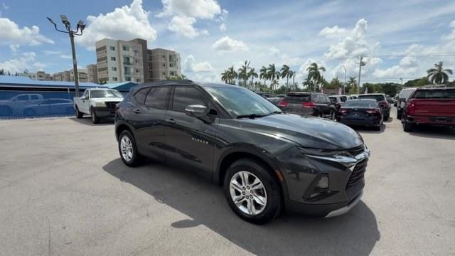 2020 Nightfall Gray Metallic /Jet Black Chevrolet Blazer LT (3GNKBBRA2LS) with an 4 2.5L engine, Automatic transmission, located at 27610 S Dixie Hwy, Homestead, FL, 33032, (305) 749-2348, 25.510241, -80.438301 - Boasts 27 Highway MPG and 21 City MPG! This Chevrolet Blazer delivers a Gas I4 2.5L/ engine powering this Automatic transmission. WHEELS, 18 (45.7 CM) BRIGHT SILVER ALUMINUM (STD), UNIVERSAL HOME REMOTE includes garage door opener, programmable, TRANSMISSION, 9-SPEED AUTOMATIC, ELECTRONICALLY-CONTRO- Photo#6