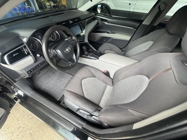2018 Black Toyota Camry L (4T1B11HK7JU) with an 4 2.5 L engine, Automatic transmission, located at 27610 S Dixie Hwy, Homestead, FL, 33032, (305) 749-2348, 25.510241, -80.438301 - KBB.com 10 Most Awarded Cars. This Toyota Camry boasts a Regular Unleaded I-4 2.5 L/152 engine powering this Automatic transmission. Window Grid Antenna, Variable Intermittent Wipers, Valet Function.* This Toyota Camry Features the Following Options *Trunk Rear Cargo Access, Trip Computer, Toyota Sa- Photo#10