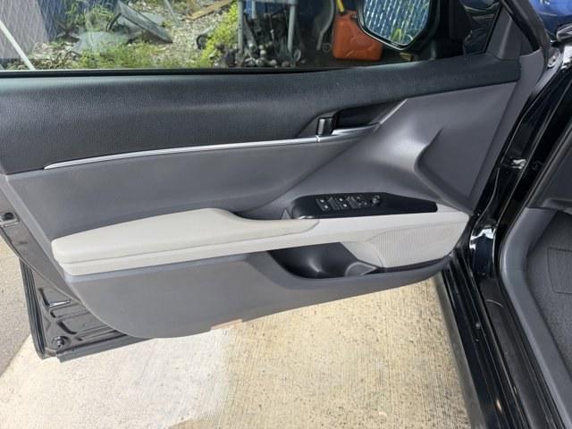 2018 Black Toyota Camry L (4T1B11HK7JU) with an 4 2.5 L engine, Automatic transmission, located at 27610 S Dixie Hwy, Homestead, FL, 33032, (305) 749-2348, 25.510241, -80.438301 - KBB.com 10 Most Awarded Cars. This Toyota Camry boasts a Regular Unleaded I-4 2.5 L/152 engine powering this Automatic transmission. Window Grid Antenna, Variable Intermittent Wipers, Valet Function.* This Toyota Camry Features the Following Options *Trunk Rear Cargo Access, Trip Computer, Toyota Sa- Photo#12