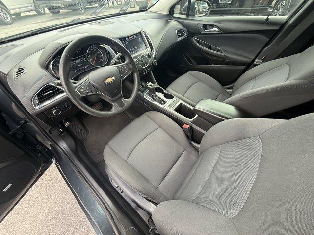 2018 Graphite Metallic /Jet Black Chevrolet Cruze LT (3G1BE6SM0JS) with an 4 1.4L engine, Automatic transmission, located at 27610 S Dixie Hwy, Homestead, FL, 33032, (305) 749-2348, 25.510241, -80.438301 - KBB.com 10 Most Awarded Brands. Scores 38 Highway MPG and 29 City MPG! This Chevrolet Cruze boasts a Turbocharged Gas I4 1.4L/ engine powering this Automatic transmission. WHEELS, 16 (40.6 CM) ALUMINUM (STD), VISORS, DRIVER AND FRONT PASSENGER ILLUMINATED VANITY MIRRORS, TRANSMISSION, 6-SPEED AUTOMA - Photo#12