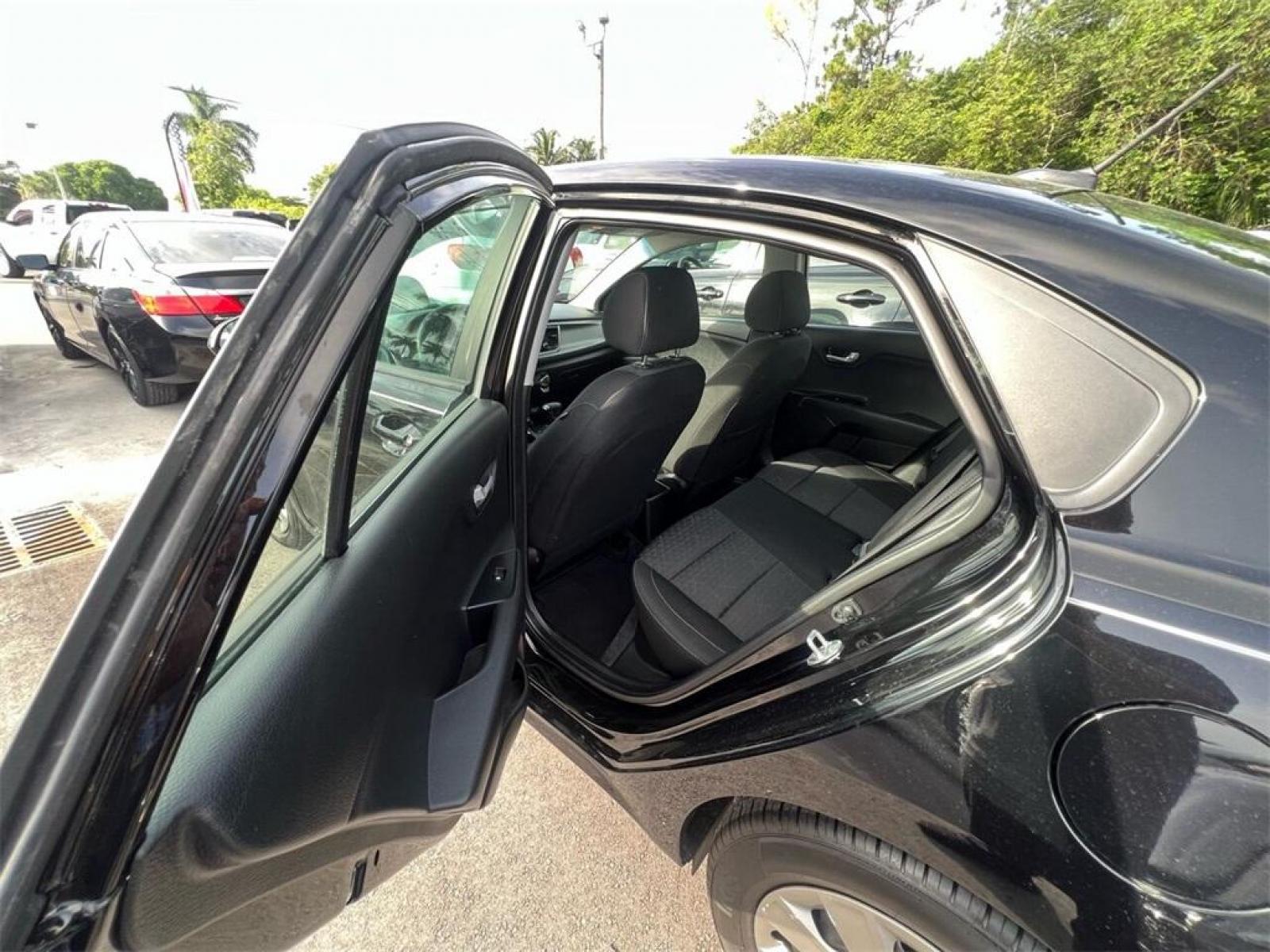 2020 Aurora Black /Black Kia Rio LX (3KPA24AD5LE) with an 1.6L 4-Cylinder engine, IVT transmission, located at 27610 S Dixie Hwy, Homestead, FL, 33032, (305) 749-2348, 25.510241, -80.438301 - Photo #4