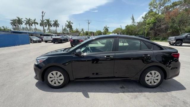 2020 Aurora Black /Black Kia Rio LX (3KPA24AD5LE) with an 4 1.6 L engine, Variable transmission, located at 27610 S Dixie Hwy, Homestead, FL, 33032, (305) 749-2348, 25.510241, -80.438301 - Boasts 41 Highway MPG and 33 City MPG! This Kia Rio delivers a Regular Unleaded I-4 1.6 L/98 engine powering this Variable transmission. CARPET FLOOR MAT, BLACK, WOVEN CLOTH SEAT TRIM, AURORA BLACK.*This Kia Rio Comes Equipped with These Options *Woven Cloth Seat Trim, Wheels: 15 x 5.5J Steel w/Full- Photo#1
