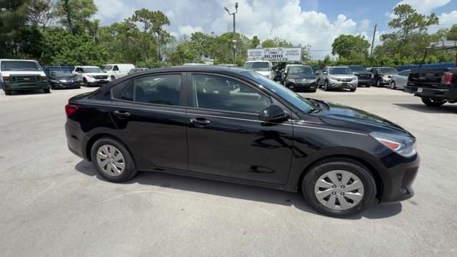 2020 Aurora Black /Black Kia Rio LX (3KPA24AD5LE) with an 4 1.6 L engine, Variable transmission, located at 27610 S Dixie Hwy, Homestead, FL, 33032, (305) 749-2348, 25.510241, -80.438301 - Boasts 41 Highway MPG and 33 City MPG! This Kia Rio delivers a Regular Unleaded I-4 1.6 L/98 engine powering this Variable transmission. CARPET FLOOR MAT, BLACK, WOVEN CLOTH SEAT TRIM, AURORA BLACK.*This Kia Rio Comes Equipped with These Options *Woven Cloth Seat Trim, Wheels: 15 x 5.5J Steel w/Full- Photo#5