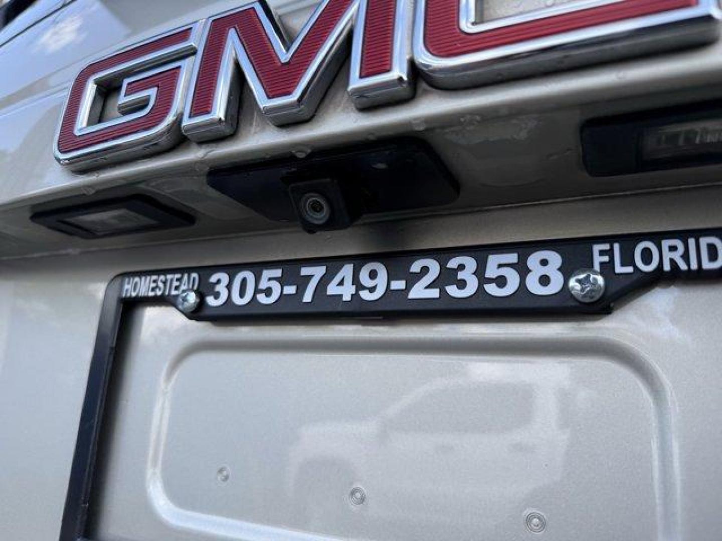 2016 Sparkling Silver Metallic /Cocoa/Dune GMC Yukon (1GKS1BKC2GR) with an 8 5.3L engine, Automatic transmission, located at 27610 S Dixie Hwy, Homestead, FL, 33032, (305) 749-2348, 25.510241, -80.438301 - KBB.com Brand Image Awards. Scores 23 Highway MPG and 16 City MPG! This GMC Yukon boasts a Gas V8 5.3L/323 engine powering this Automatic transmission. WHEELS, 22 X 9 (50.8 CM X 22.9) 6-SPOKE CHROME, TRANSMISSION, 6-SPEED AUTOMATIC, ELECTRONICALLY CONTROLLED with overdrive, tow/haul mode and tap up/ - Photo#18