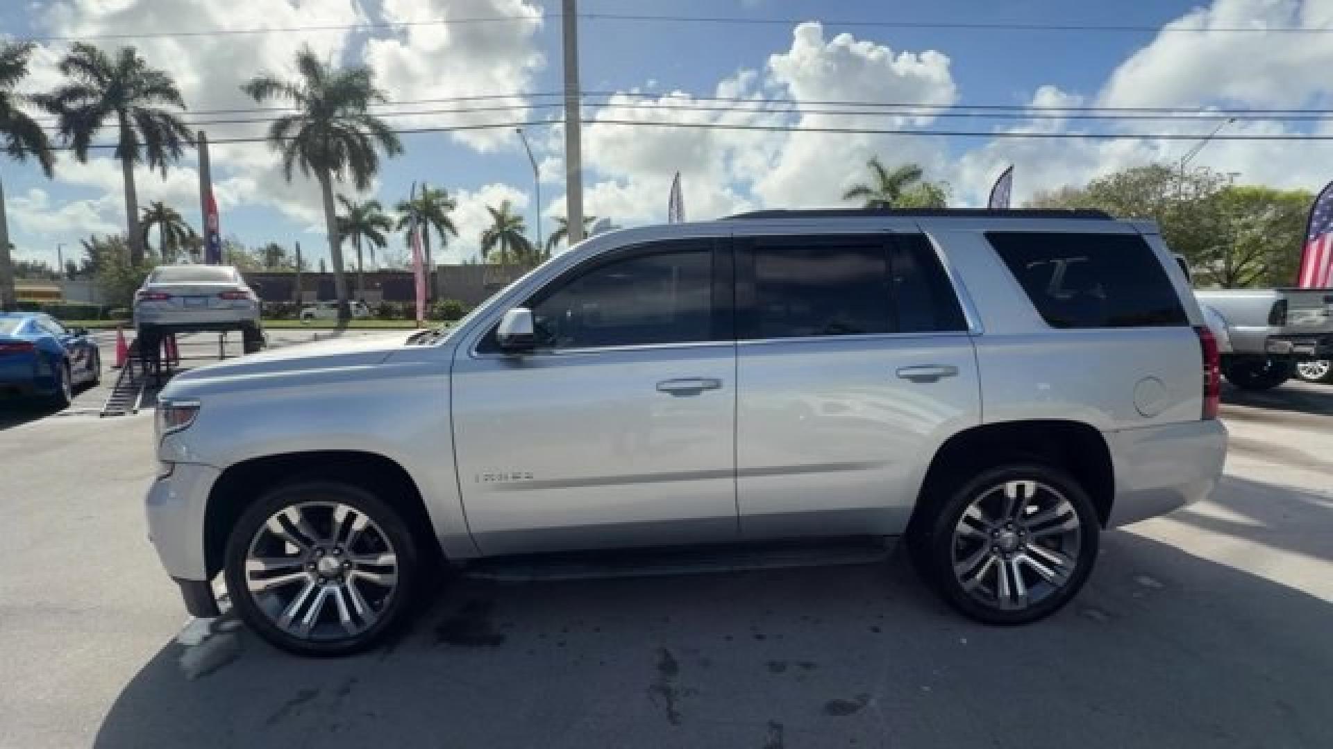 2017 Silver Ice Metallic /Cocoa/Dune Chevrolet Tahoe (1GNSKBKC7HR) with an 8 5.3L engine, Automatic transmission, located at 27610 S Dixie Hwy, Homestead, FL, 33032, (305) 749-2348, 25.510241, -80.438301 - KBB.com 5-Year Cost to Own Awards. Delivers 22 Highway MPG and 16 City MPG! This Chevrolet Tahoe delivers a Gas/Ethanol V8 5.3L/325 engine powering this Automatic transmission. WIRELESS CHARGING, WHEELS, 18 X 8.5 (45.7 CM X 21.6 CM) ALUMINUM WITH HIGH-POLISHED FINISH (STD), TRANSMISSION, 6-SPEED AUT- Photo#1