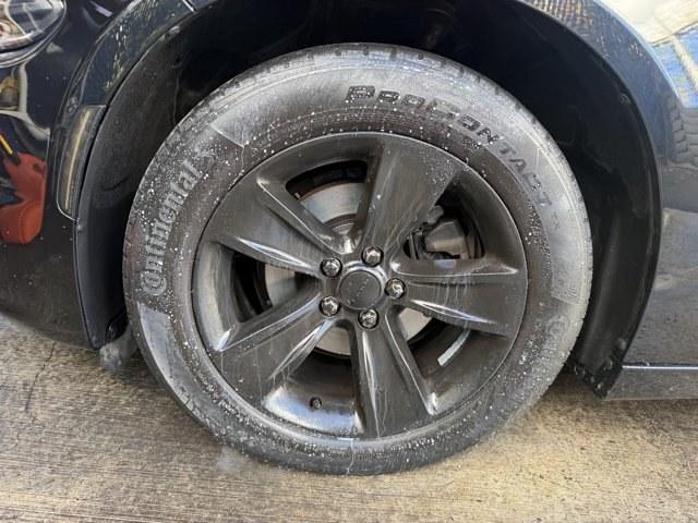 2016 Pitch Black Clearcoat /Black Dodge Charger (2C3CDXHG3GH) with an 6 3.6 L engine, Automatic transmission, located at 27610 S Dixie Hwy, Homestead, FL, 33032, (305) 749-2348, 25.510241, -80.438301 - KBB.com 10 Best Used Cars Under $20,000. Boasts 31 Highway MPG and 19 City MPG! This Dodge Charger boasts a Regular Unleaded V-6 3.6 L/220 engine powering this Automatic transmission. WHEELS: 18 X 7.5 CAST ALUMINUM (STD), TRANSMISSION: 8-SPEED AUTO (8HP45) (STD), TIRES: P235/55R18 AS PERFORMANCE (ST- Photo#14