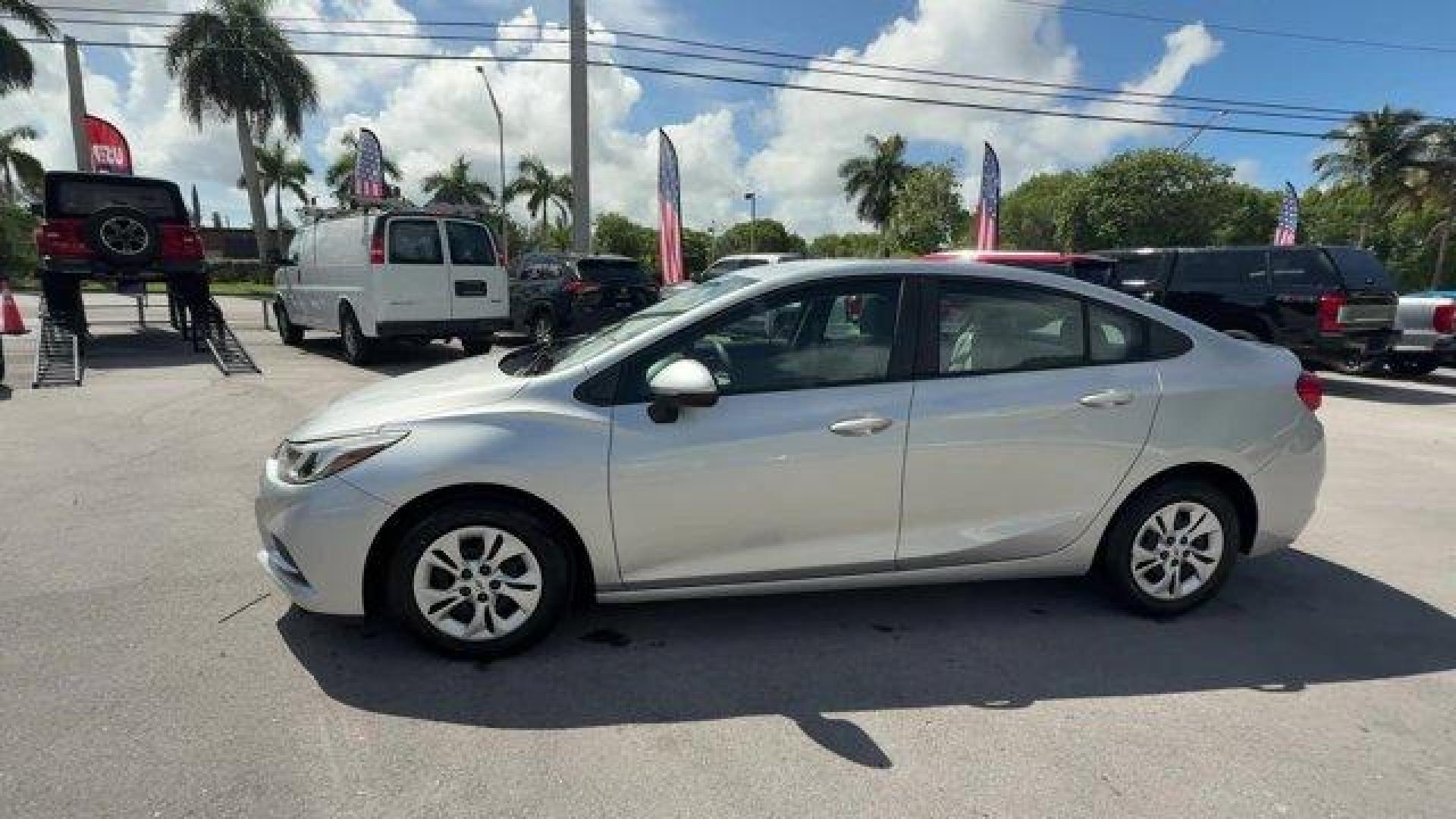 2017 Silver Ice Metallic /Dark Atmosphere/Medium Atmosphere Chevrolet Cruze (3G1BC5SM6HS) with an 4 1.4L engine, Automatic transmission, located at 27610 S Dixie Hwy, Homestead, FL, 33032, (305) 749-2348, 25.510241, -80.438301 - KBB.com 10 Most Awarded Brands. Only 23,357 Miles! Scores 40 Highway MPG and 30 City MPG! This Chevrolet Cruze boasts a Turbocharged Gas I4 1.4L/ engine powering this Automatic transmission. TRANSMISSION, 6-SPEED AUTOMATIC (STD), SILVER ICE METALLIC, SEATS, FRONT BUCKET WITH RECLINING SEATBACKS AND - Photo#1