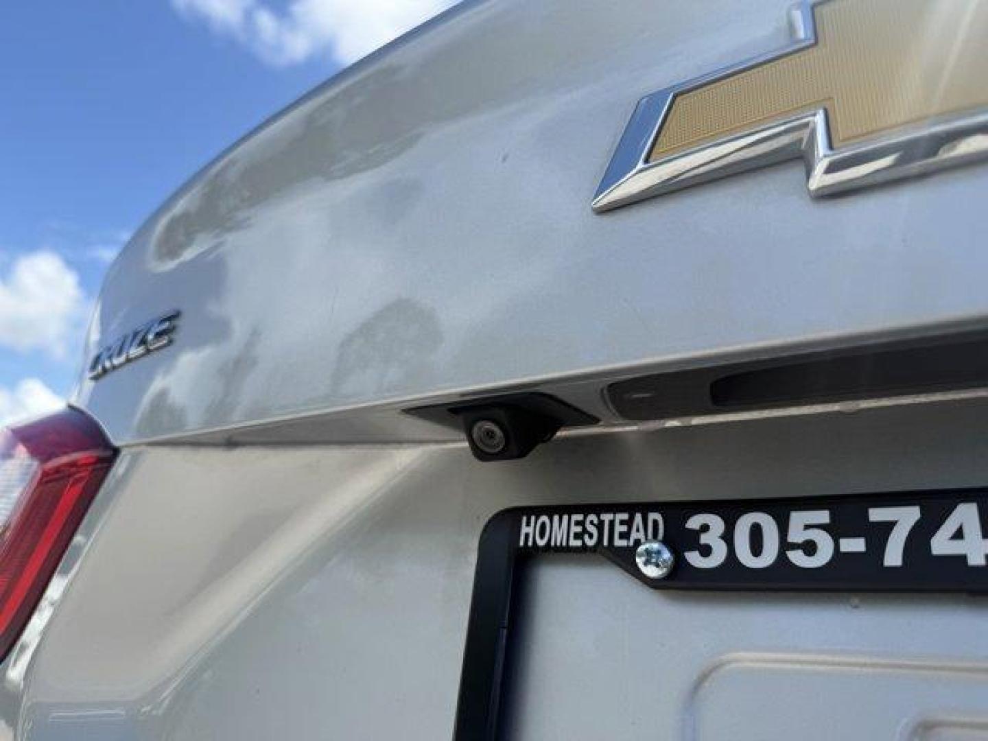2017 Silver Ice Metallic /Dark Atmosphere/Medium Atmosphere Chevrolet Cruze (3G1BC5SM6HS) with an 4 1.4L engine, Automatic transmission, located at 27610 S Dixie Hwy, Homestead, FL, 33032, (305) 749-2348, 25.510241, -80.438301 - KBB.com 10 Most Awarded Brands. Only 23,357 Miles! Scores 40 Highway MPG and 30 City MPG! This Chevrolet Cruze boasts a Turbocharged Gas I4 1.4L/ engine powering this Automatic transmission. TRANSMISSION, 6-SPEED AUTOMATIC (STD), SILVER ICE METALLIC, SEATS, FRONT BUCKET WITH RECLINING SEATBACKS AND - Photo#15