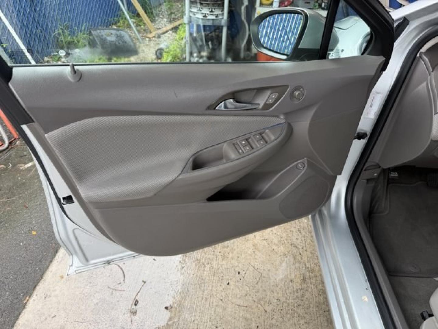 2017 Silver Ice Metallic /Dark Atmosphere/Medium Atmosphere Chevrolet Cruze (3G1BC5SM6HS) with an 4 1.4L engine, Automatic transmission, located at 27610 S Dixie Hwy, Homestead, FL, 33032, (305) 749-2348, 25.510241, -80.438301 - KBB.com 10 Most Awarded Brands. Only 23,357 Miles! Scores 40 Highway MPG and 30 City MPG! This Chevrolet Cruze boasts a Turbocharged Gas I4 1.4L/ engine powering this Automatic transmission. TRANSMISSION, 6-SPEED AUTOMATIC (STD), SILVER ICE METALLIC, SEATS, FRONT BUCKET WITH RECLINING SEATBACKS AND- Photo#12
