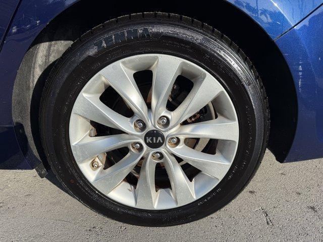 2017 Horizon Blue /Black Kia Optima (5XXGT4L39HG) with an 4 2.4 L engine, Automatic transmission, located at 27610 S Dixie Hwy, Homestead, FL, 33032, (305) 749-2348, 25.510241, -80.438301 - IIHS Top Safety Pick. Scores 36 Highway MPG and 25 City MPG! This Kia Optima boasts a Regular Unleaded I-4 2.4 L/144 engine powering this Automatic transmission. WHEELS: 17 ALLOY -inc: Tires: 17 (Fleet), HORIZON BLUE, CARPETED FLOOR MATS.* This Kia Optima Features the Following Options *BLACK, CLOTH - Photo#17