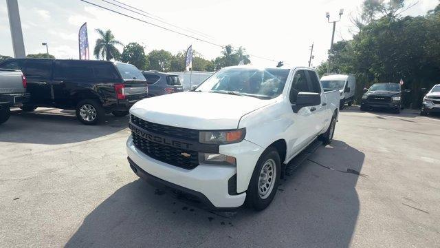 2020 Summit White /Jet Black Chevrolet Silverado 1500 (1GCRYAEF9LZ) with an 8 5.3L engine, Automatic transmission, located at 27610 S Dixie Hwy, Homestead, FL, 33032, (305) 749-2348, 25.510241, -80.438301 - Boasts 20 Highway MPG and 15 City MPG! This Chevrolet Silverado 1500 delivers a Gas V8 5.3L/325 engine powering this Automatic transmission. Z71 OFF-ROAD PACKAGE includes (Z71) Off-Road suspension, (JHD) Hill Descent Control, (NZZ) skid plates and (K47) high-capacity air filter Includes Z71 hard bad - Photo#0