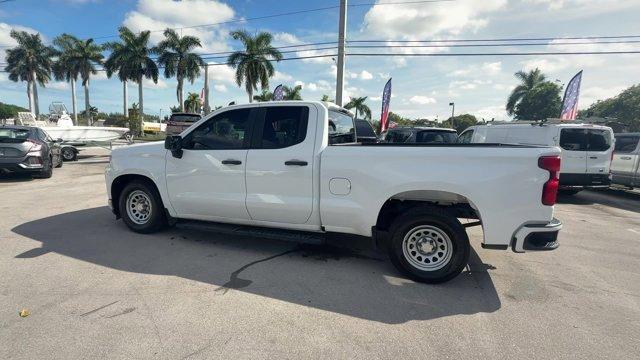 2020 Summit White /Jet Black Chevrolet Silverado 1500 (1GCRYAEF9LZ) with an 8 5.3L engine, Automatic transmission, located at 27610 S Dixie Hwy, Homestead, FL, 33032, (305) 749-2348, 25.510241, -80.438301 - Boasts 20 Highway MPG and 15 City MPG! This Chevrolet Silverado 1500 delivers a Gas V8 5.3L/325 engine powering this Automatic transmission. Z71 OFF-ROAD PACKAGE includes (Z71) Off-Road suspension, (JHD) Hill Descent Control, (NZZ) skid plates and (K47) high-capacity air filter Includes Z71 hard bad - Photo#5