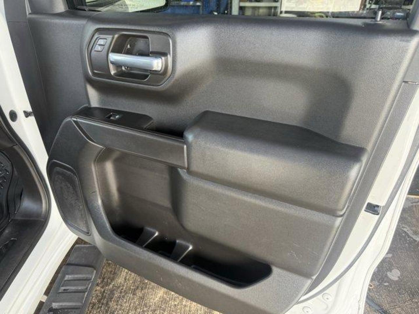 2020 Summit White /Jet Black Chevrolet Silverado 1500 (1GCRYAEF9LZ) with an 8 5.3L engine, Automatic transmission, located at 27610 S Dixie Hwy, Homestead, FL, 33032, (305) 749-2348, 25.510241, -80.438301 - Boasts 20 Highway MPG and 15 City MPG! This Chevrolet Silverado 1500 delivers a Gas V8 5.3L/325 engine powering this Automatic transmission. Z71 OFF-ROAD PACKAGE includes (Z71) Off-Road suspension, (JHD) Hill Descent Control, (NZZ) skid plates and (K47) high-capacity air filter Includes Z71 hard bad - Photo#10