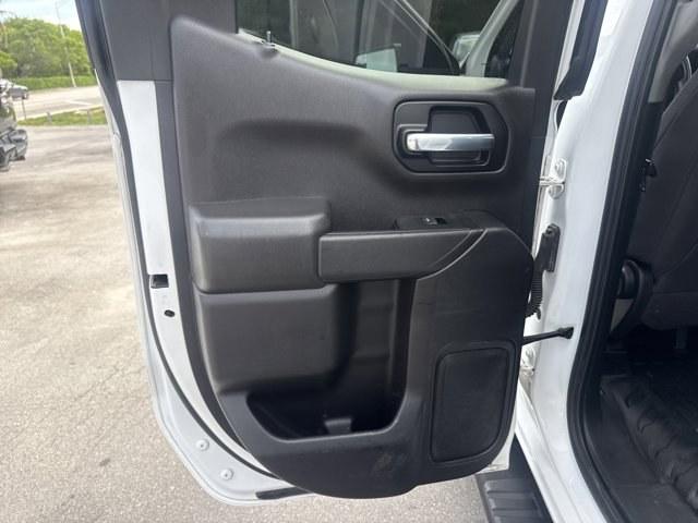 2020 Summit White /Jet Black Chevrolet Silverado 1500 (1GCRYAEF9LZ) with an 8 5.3L engine, Automatic transmission, located at 27610 S Dixie Hwy, Homestead, FL, 33032, (305) 749-2348, 25.510241, -80.438301 - Boasts 20 Highway MPG and 15 City MPG! This Chevrolet Silverado 1500 delivers a Gas V8 5.3L/325 engine powering this Automatic transmission. Z71 OFF-ROAD PACKAGE includes (Z71) Off-Road suspension, (JHD) Hill Descent Control, (NZZ) skid plates and (K47) high-capacity air filter Includes Z71 hard bad - Photo#14