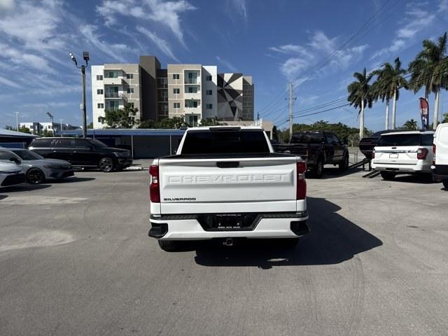 2020 Summit White /Jet Black Chevrolet Silverado 1500 (1GCRYAEF9LZ) with an 8 5.3L engine, Automatic transmission, located at 27610 S Dixie Hwy, Homestead, FL, 33032, (305) 749-2348, 25.510241, -80.438301 - Boasts 20 Highway MPG and 15 City MPG! This Chevrolet Silverado 1500 delivers a Gas V8 5.3L/325 engine powering this Automatic transmission. Z71 OFF-ROAD PACKAGE includes (Z71) Off-Road suspension, (JHD) Hill Descent Control, (NZZ) skid plates and (K47) high-capacity air filter Includes Z71 hard bad- Photo#3