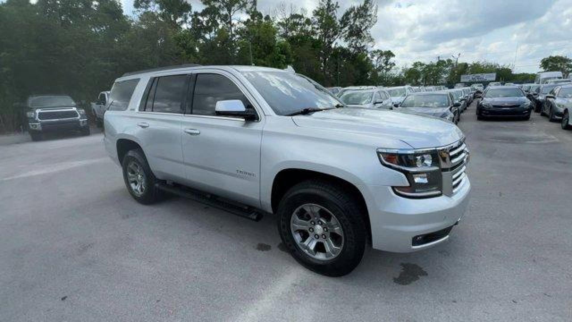 2017 Silver Ice Metallic /Jet Black Chevrolet Tahoe (1GNSKBKC7HR) with an 8 5.3L engine, Automatic transmission, located at 27610 S Dixie Hwy, Homestead, FL, 33032, (305) 749-2348, 25.510241, -80.438301 - KBB.com Best Buy Awards. Delivers 22 Highway MPG and 16 City MPG! This Chevrolet Tahoe boasts a Gas/Ethanol V8 5.3L/325 engine powering this Automatic transmission. WIRELESS CHARGING, WHEELS, 18 X 8.5 (45.7 CM X 21.6 CM) PAINTED ALUMINUM, TRANSMISSION, 6-SPEED AUTOMATIC, ELECTRONICALLY CONTROLLED wi - Photo#6