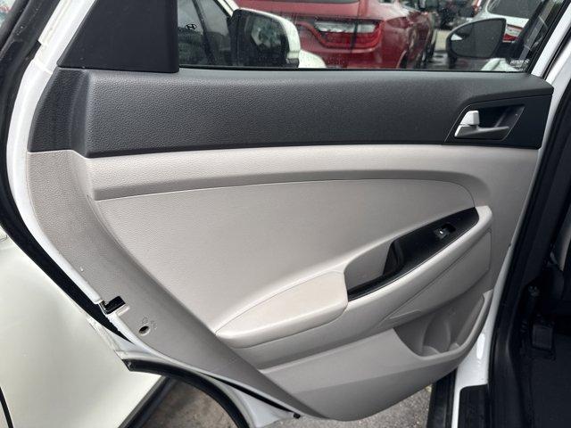 2020 Winter White /Gray Hyundai Tucson (KM8J23A42LU) with an 4 2.0 L engine, Automatic transmission, located at 27610 S Dixie Hwy, Homestead, FL, 33032, (305) 749-2348, 25.510241, -80.438301 - Scores 28 Highway MPG and 23 City MPG! This Hyundai Tucson delivers a Regular Unleaded I-4 2.0 L/122 engine powering this Automatic transmission. WINTER WHITE, REVERSIBLE CARGO TRAY -inc: rubber-like non-slip protective cover for rear cargo compartment, OPTION GROUP 01.*This Hyundai Tucson Comes Equ - Photo#9