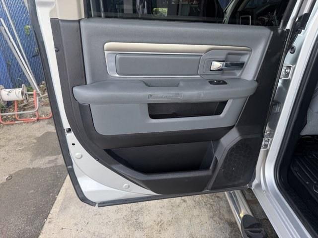 2016 Bright Silver Metallic Clearcoat /Diesel Gray/Black Ram 2500 (3C6UR4DJ4GG) with an 8 6.4 L engine, Automatic transmission, located at 27610 S Dixie Hwy, Homestead, FL, 33032, (305) 749-2348, 25.510241, -80.438301 - This Ram 2500 delivers a Regular Unleaded V-8 6.4 L/392 engine powering this Automatic transmission. WHEELS: 20 X 8.0 PAINTED ALUMINUM W/CHROME INSERTS -inc: Tires: LT285/60R20E OWL On/Off Road, TRANSMISSION: 6-SPEED AUTOMATIC (66RFE) (STD), TOW HOOKS.* This Ram 2500 Features the Following Options *- Photo#12