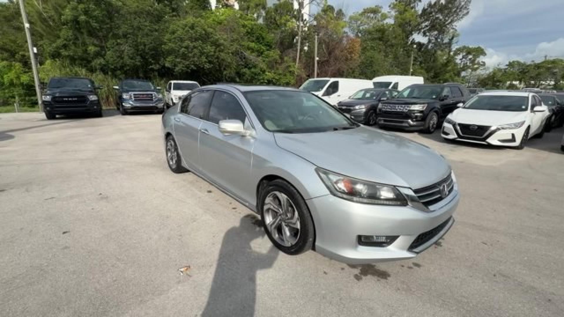2013 Silver Honda Accord Sdn (1HGCR2F72DA) with an 4 2.4L engine, Variable transmission, located at 27610 S Dixie Hwy, Homestead, FL, 33032, (305) 749-2348, 25.510241, -80.438301 - IIHS Top Safety Pick. Only 131,246 Miles! Boasts 36 Highway MPG and 27 City MPG! This Honda Accord Sdn boasts a Gas I4 2.4L/144 engine powering this Variable transmission. Vehicle Stability Assist (VSA) w/traction control, Variable intermittent flush windshield wipers, Tire pressure monitoring syste- Photo#6
