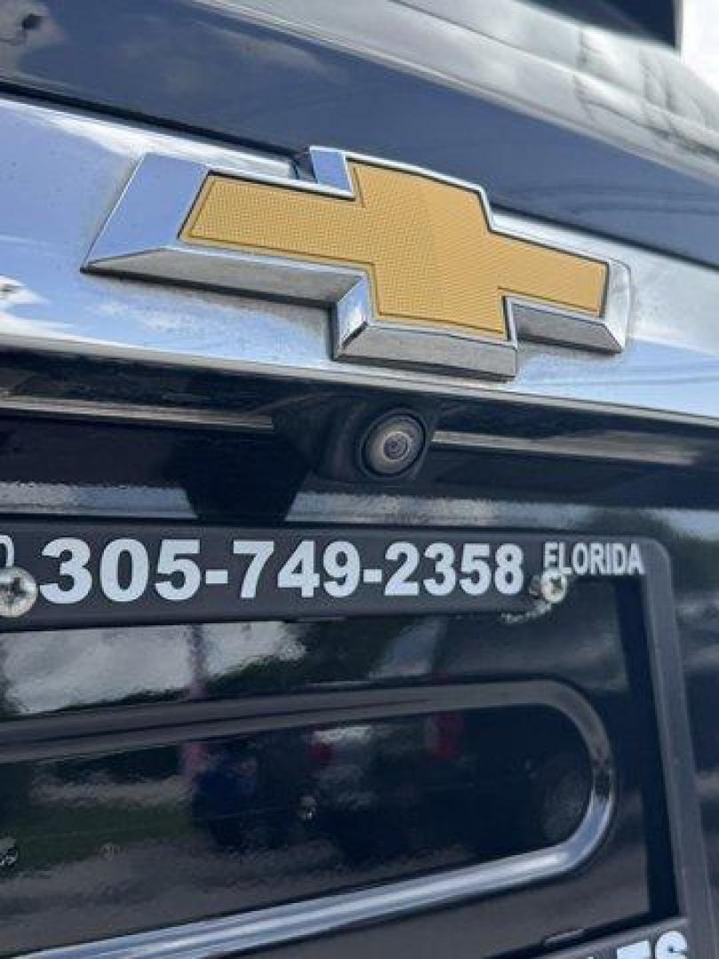2020 Mosaic Black Metallic /Jet Black Chevrolet Traverse (1GNERFKW3LJ) with an 6 3.6L engine, Automatic transmission, located at 27610 S Dixie Hwy, Homestead, FL, 33032, (305) 749-2348, 25.510241, -80.438301 - Delivers 27 Highway MPG and 18 City MPG! This Chevrolet Traverse boasts a Gas V6 3.6L/217 engine powering this Automatic transmission. WHEELS, 18 (45.7 CM) BRIGHT SILVER PAINTED ALUMINUM (STD), TRANSMISSION, 9-SPEED AUTOMATIC (STD), TIRES, P255/65R18 ALL-SEASON BLACKWALL (STD).*This Chevrolet Traver - Photo#20