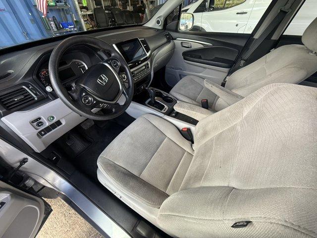 2017 Silver Honda Pilot (5FNYF5H36HB) with an 6 3.5 L engine, Automatic transmission, located at 27610 S Dixie Hwy, Homestead, FL, 33032, (305) 749-2348, 25.510241, -80.438301 - IIHS Top Safety Pick+. Boasts 27 Highway MPG and 19 City MPG! This Honda Pilot delivers a Regular Unleaded V-6 3.5 L/212 engine powering this Automatic transmission. Window Grid Antenna, Wheels: 18 Alloy, Wheels w/Machined Accents.* This Honda Pilot Features the Following Options *VSA Electronic Sta - Photo#9