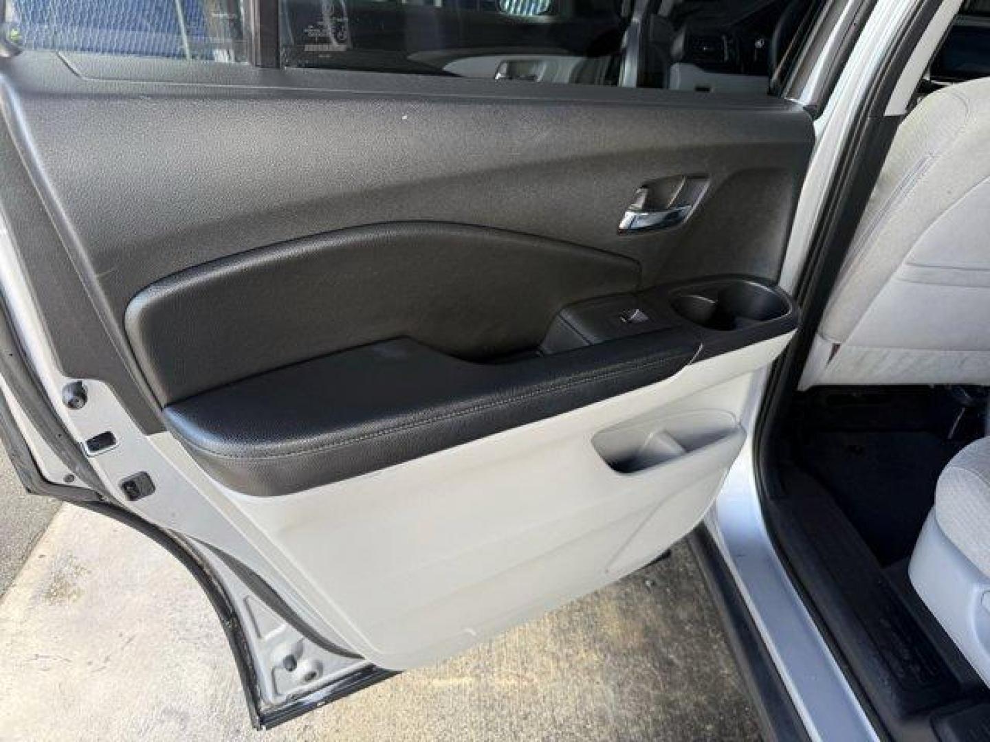 2017 Silver Honda Pilot (5FNYF5H36HB) with an 6 3.5 L engine, Automatic transmission, located at 27610 S Dixie Hwy, Homestead, FL, 33032, (305) 749-2348, 25.510241, -80.438301 - IIHS Top Safety Pick+. Boasts 27 Highway MPG and 19 City MPG! This Honda Pilot delivers a Regular Unleaded V-6 3.5 L/212 engine powering this Automatic transmission. Window Grid Antenna, Wheels: 18 Alloy, Wheels w/Machined Accents.* This Honda Pilot Features the Following Options *VSA Electronic Sta - Photo#13