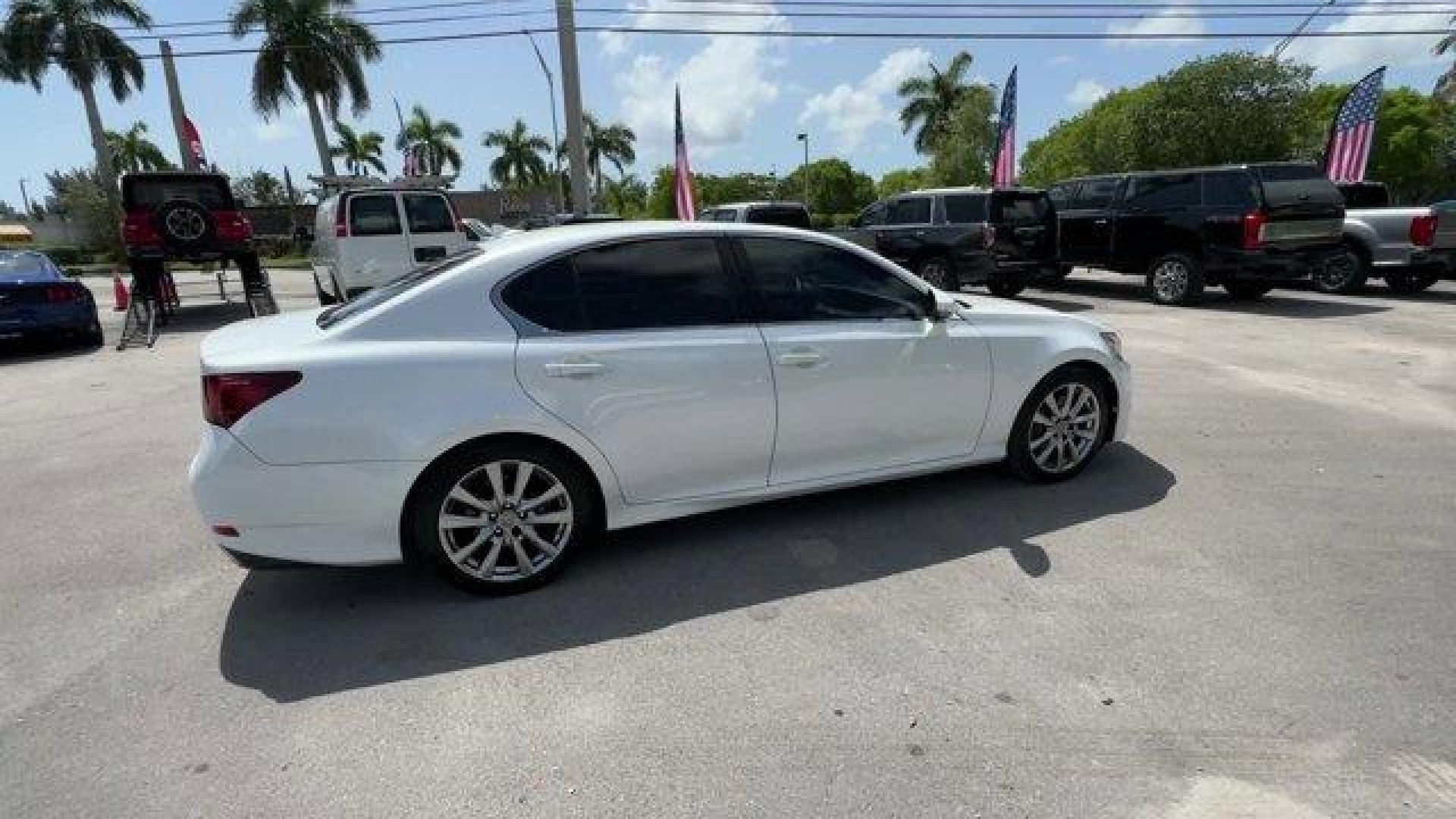 2014 White Lexus GS 350 (JTHBE1BL5E5) with an 6 3.5 L engine, Automatic transmission, located at 27610 S Dixie Hwy, Homestead, FL, 33032, (305) 749-2348, 25.510241, -80.438301 - KBB.com 5-Year Cost to Own Awards. Only 115,017 Miles! Boasts 29 Highway MPG and 19 City MPG! This Lexus GS 350 delivers a Premium Unleaded V-6 3.5 L/211 engine powering this Automatic transmission. Wheels: 17 x 7.5 9-Spoke Alloy, Valet Function, Trunk Rear Cargo Access.* This Lexus GS 350 Features - Photo#5