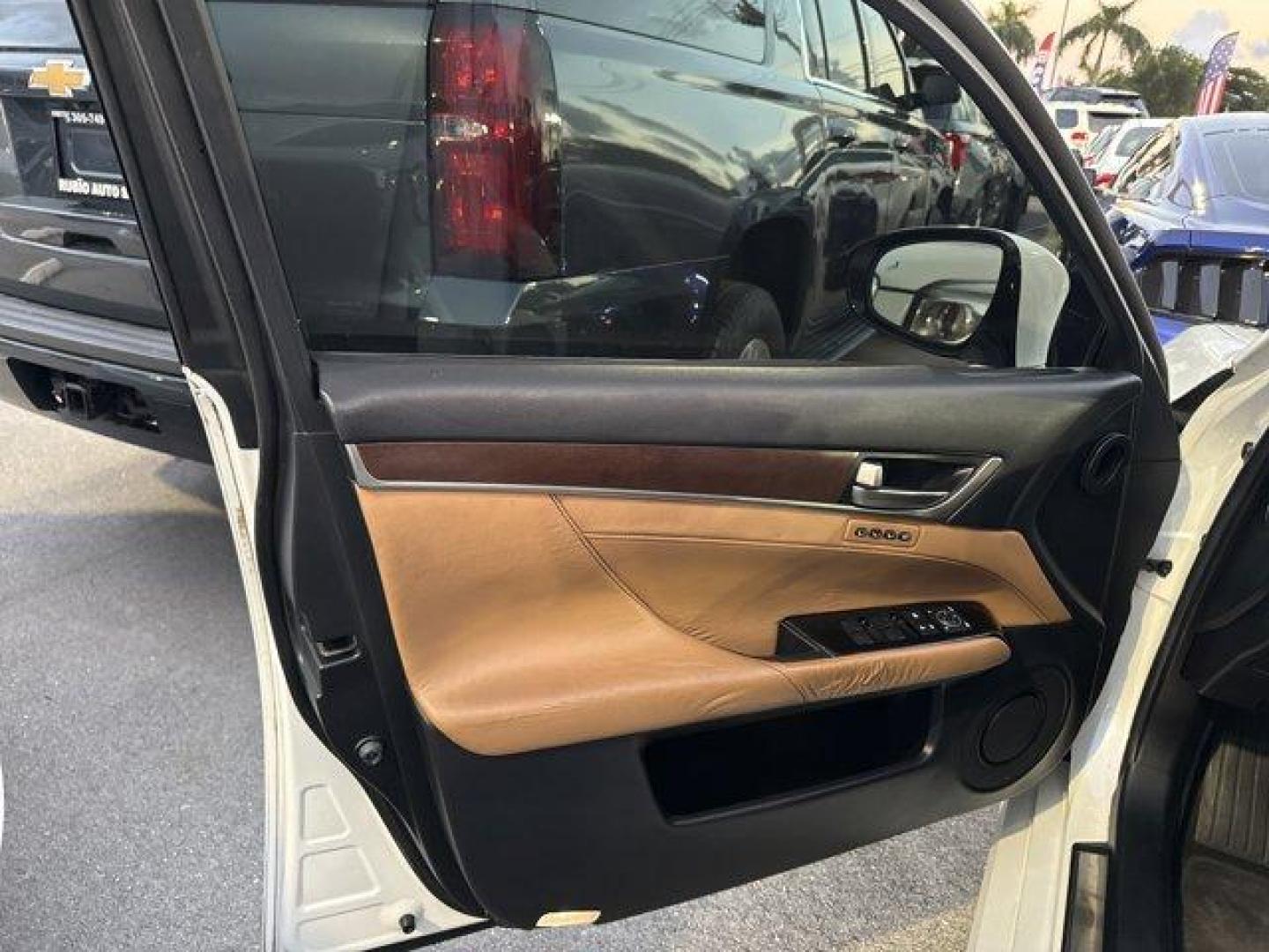 2014 White Lexus GS 350 (JTHBE1BL5E5) with an 6 3.5 L engine, Automatic transmission, located at 27610 S Dixie Hwy, Homestead, FL, 33032, (305) 749-2348, 25.510241, -80.438301 - KBB.com 5-Year Cost to Own Awards. Only 115,017 Miles! Boasts 29 Highway MPG and 19 City MPG! This Lexus GS 350 delivers a Premium Unleaded V-6 3.5 L/211 engine powering this Automatic transmission. Wheels: 17 x 7.5 9-Spoke Alloy, Valet Function, Trunk Rear Cargo Access.* This Lexus GS 350 Features - Photo#8