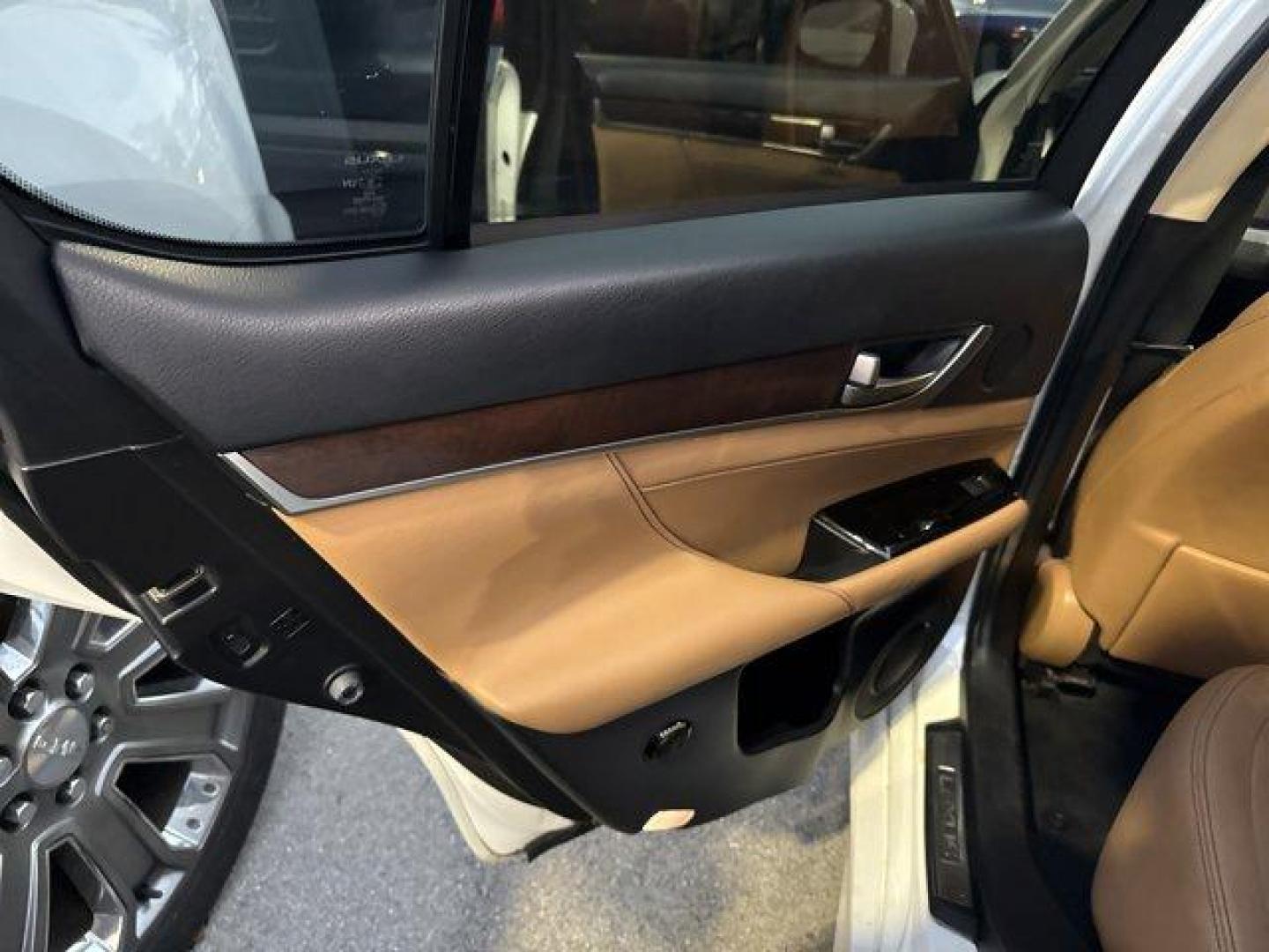 2014 White Lexus GS 350 (JTHBE1BL5E5) with an 6 3.5 L engine, Automatic transmission, located at 27610 S Dixie Hwy, Homestead, FL, 33032, (305) 749-2348, 25.510241, -80.438301 - KBB.com 5-Year Cost to Own Awards. Only 115,017 Miles! Boasts 29 Highway MPG and 19 City MPG! This Lexus GS 350 delivers a Premium Unleaded V-6 3.5 L/211 engine powering this Automatic transmission. Wheels: 17 x 7.5 9-Spoke Alloy, Valet Function, Trunk Rear Cargo Access.* This Lexus GS 350 Features - Photo#9