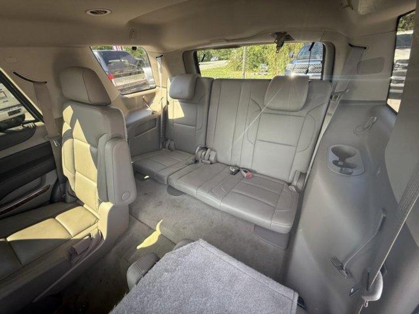 2015 Crystal Red Tintcoat /Cocoa/Dune Chevrolet Tahoe (1GNSCCKC8FR) with an 8 5.3L engine, Automatic transmission, located at 27610 S Dixie Hwy, Homestead, FL, 33032, (305) 749-2348, 25.510241, -80.438301 - KBB.com 15 Best Family Cars. Boasts 23 Highway MPG and 16 City MPG! This Chevrolet Tahoe boasts a Gas/Ethanol V8 5.3L/ engine powering this Automatic transmission. WHEELS, 22 (55.9 CM) PREMIUM PAINTED with chrome inserts, TRANSMISSION, 6-SPEED AUTOMATIC, ELECTRONICALLY CONTROLLED with overdrive and - Photo#15
