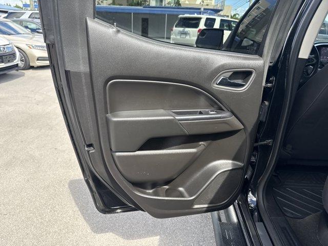 2016 Black /Jet Black Chevrolet Colorado (1GCGSCE32G1) with an 6 3.6L engine, Automatic transmission, located at 27610 S Dixie Hwy, Homestead, FL, 33032, (305) 749-2348, 25.510241, -80.438301 - KBB.com Best Resale Value Awards. Boasts 26 Highway MPG and 18 City MPG! This Chevrolet Colorado delivers a Gas V6 3.6L/217 engine powering this Automatic transmission. WINDOW, REAR-SLIDING, MANUAL, WHEELS, 18 X 8.5 (45.7 CM X 21.6 CM) DARK ARGENT METALLIC CAST ALUMINUM (Includes (QIA) P265/60R18 al - Photo#15