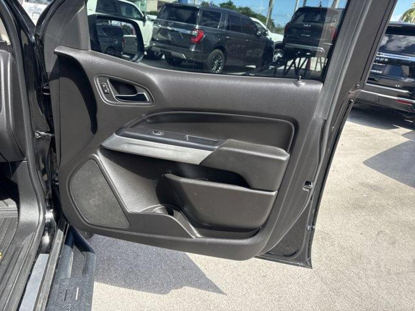 2016 Black /Jet Black Chevrolet Colorado (1GCGSCE32G1) with an 6 3.6L engine, Automatic transmission, located at 27610 S Dixie Hwy, Homestead, FL, 33032, (305) 749-2348, 25.510241, -80.438301 - KBB.com Best Resale Value Awards. Boasts 26 Highway MPG and 18 City MPG! This Chevrolet Colorado delivers a Gas V6 3.6L/217 engine powering this Automatic transmission. WINDOW, REAR-SLIDING, MANUAL, WHEELS, 18 X 8.5 (45.7 CM X 21.6 CM) DARK ARGENT METALLIC CAST ALUMINUM (Includes (QIA) P265/60R18 al - Photo#17