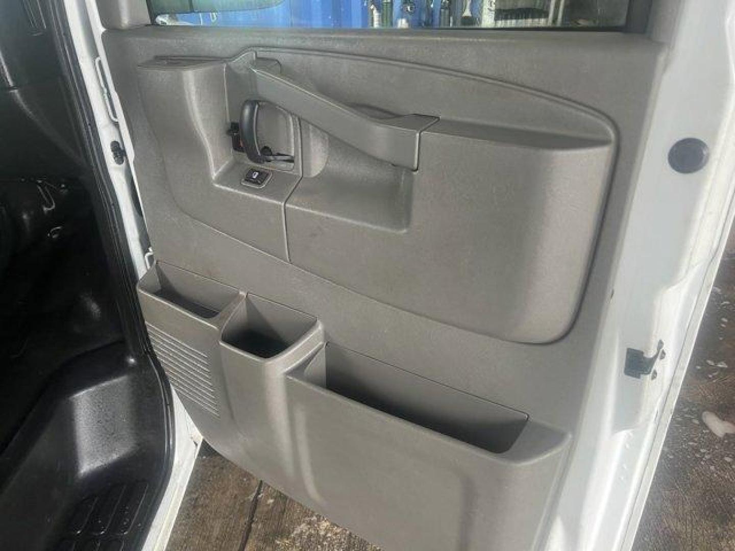 2018 Summit White /Medium Pewter Chevrolet Express Cargo Van (1GCWGAFP4J1) with an 6 4.3L engine, Automatic transmission, located at 27610 S Dixie Hwy, Homestead, FL, 33032, (305) 749-2348, 25.510241, -80.438301 - KBB.com 10 Most Awarded Brands. This Chevrolet Express Cargo Van boasts a Gas V6 4.3L/ engine powering this Automatic transmission. VISORS, DRIVER AND FRONT PASSENGER vinyl in lieu of standard cloth, TRANSMISSION, 8-SPEED AUTOMATIC, ELECTRONICALLY CONTROLLED with overdrive and tow/haul mode, include - Photo#10