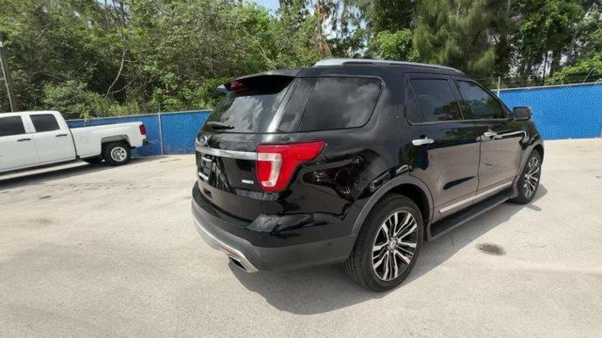 2016 Black Ford Explorer (1FM5K8HT7GG) with an 6 3.5 L engine, Automatic transmission, located at 27610 S Dixie Hwy, Homestead, FL, 33032, (305) 749-2348, 25.510241, -80.438301 - KBB.com Best Buy Awards Finalist. Scores 22 Highway MPG and 16 City MPG! This Ford Explorer delivers a Twin Turbo Premium Unleaded V-6 3.5 L/213 engine powering this Automatic transmission. Wheels: 20 Bright Machined Face Aluminum -inc: tarnished dark painted pockets, Voice Activated Dual Zone Front - Photo#4
