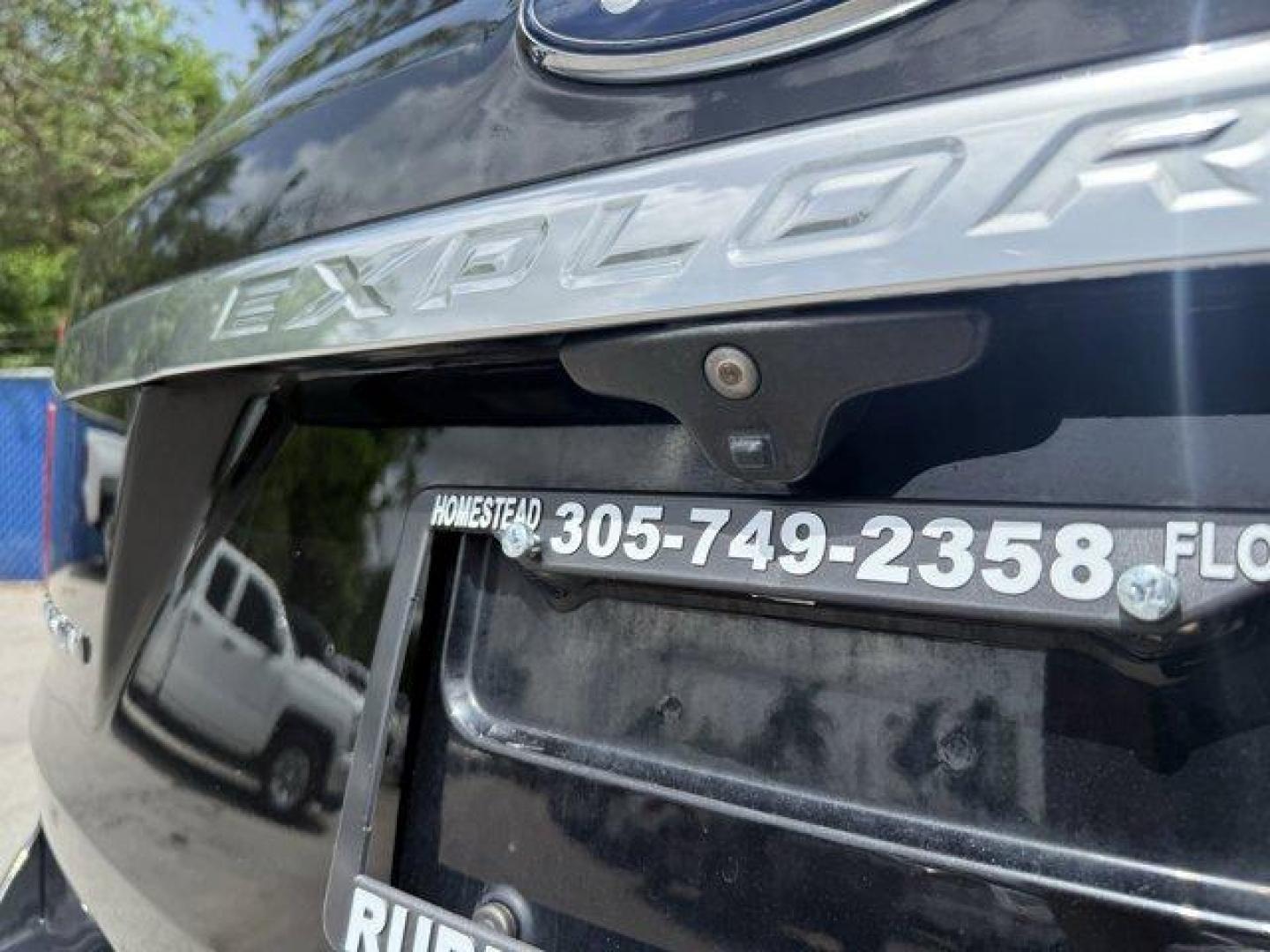 2016 Black Ford Explorer (1FM5K8HT7GG) with an 6 3.5 L engine, Automatic transmission, located at 27610 S Dixie Hwy, Homestead, FL, 33032, (305) 749-2348, 25.510241, -80.438301 - KBB.com Best Buy Awards Finalist. Scores 22 Highway MPG and 16 City MPG! This Ford Explorer delivers a Twin Turbo Premium Unleaded V-6 3.5 L/213 engine powering this Automatic transmission. Wheels: 20 Bright Machined Face Aluminum -inc: tarnished dark painted pockets, Voice Activated Dual Zone Front - Photo#17