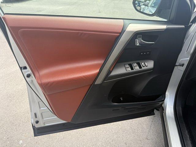 2013 Silver Toyota RAV4 (2T3YFREV4DW) with an 4 2.5L engine, Automatic transmission, located at 27610 S Dixie Hwy, Homestead, FL, 33032, (305) 749-2348, 25.510241, -80.438301 - IIHS Top Safety Pick. Only 132,616 Miles! Scores 31 Highway MPG and 24 City MPG! This Toyota RAV4 delivers a Gas I4 2.5L/152 engine powering this Automatic transmission. Washer linked variable intermittent windshield wiper, Traction control (TRAC), Tire pressure warning system.* This Toyota RAV4 Fea - Photo#10