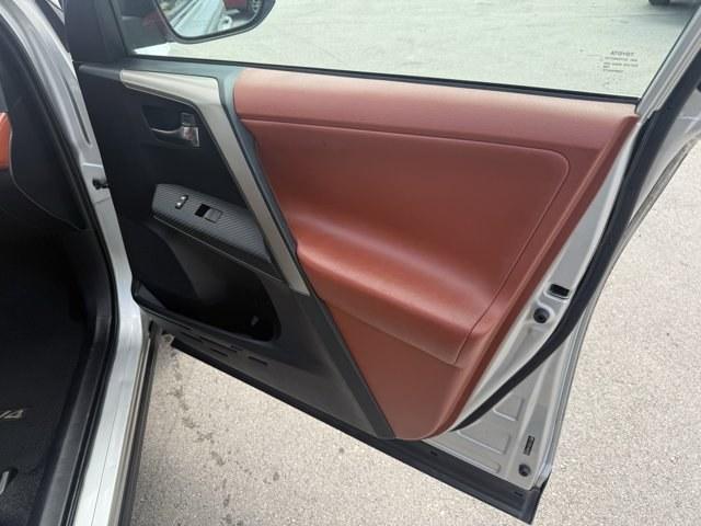 2013 Silver Toyota RAV4 (2T3YFREV4DW) with an 4 2.5L engine, Automatic transmission, located at 27610 S Dixie Hwy, Homestead, FL, 33032, (305) 749-2348, 25.510241, -80.438301 - IIHS Top Safety Pick. Only 132,616 Miles! Scores 31 Highway MPG and 24 City MPG! This Toyota RAV4 delivers a Gas I4 2.5L/152 engine powering this Automatic transmission. Washer linked variable intermittent windshield wiper, Traction control (TRAC), Tire pressure warning system.* This Toyota RAV4 Fea - Photo#14