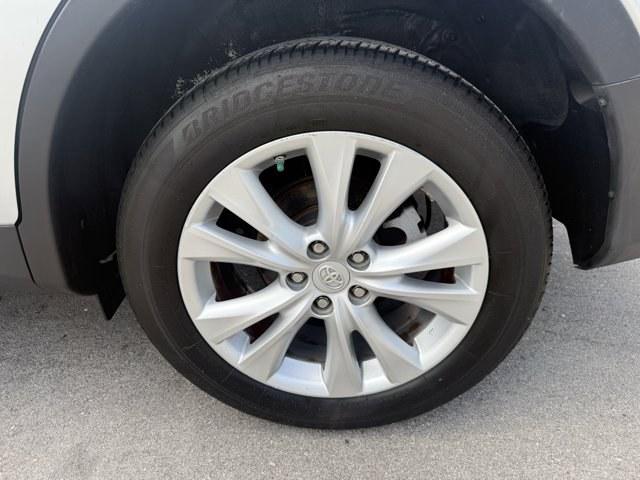 2013 Silver Toyota RAV4 (2T3YFREV4DW) with an 4 2.5L engine, Automatic transmission, located at 27610 S Dixie Hwy, Homestead, FL, 33032, (305) 749-2348, 25.510241, -80.438301 - IIHS Top Safety Pick. Only 132,616 Miles! Scores 31 Highway MPG and 24 City MPG! This Toyota RAV4 delivers a Gas I4 2.5L/152 engine powering this Automatic transmission. Washer linked variable intermittent windshield wiper, Traction control (TRAC), Tire pressure warning system.* This Toyota RAV4 Fea - Photo#17