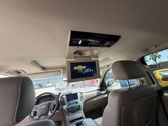 2015 White Diamond Tricoat /Cocoa/Dune Chevrolet Tahoe (1GNSCCKC6FR) with an 8 5.3L engine, Automatic transmission, located at 27610 S Dixie Hwy, Homestead, FL, 33032, (305) 749-2348, 25.510241, -80.438301 - KBB.com 15 Best Family Cars. Boasts 23 Highway MPG and 16 City MPG! This Chevrolet Tahoe boasts a Gas/Ethanol V8 5.3L/ engine powering this Automatic transmission. WHITE DIAMOND TRICOAT, WHEELS, 20 X 9 (50.8 CM X 22.9 CM) POLISHED-ALUMINUM (STD), TRANSMISSION, 6-SPEED AUTOMATIC, ELECTRONICALLY CONTR - Photo#16