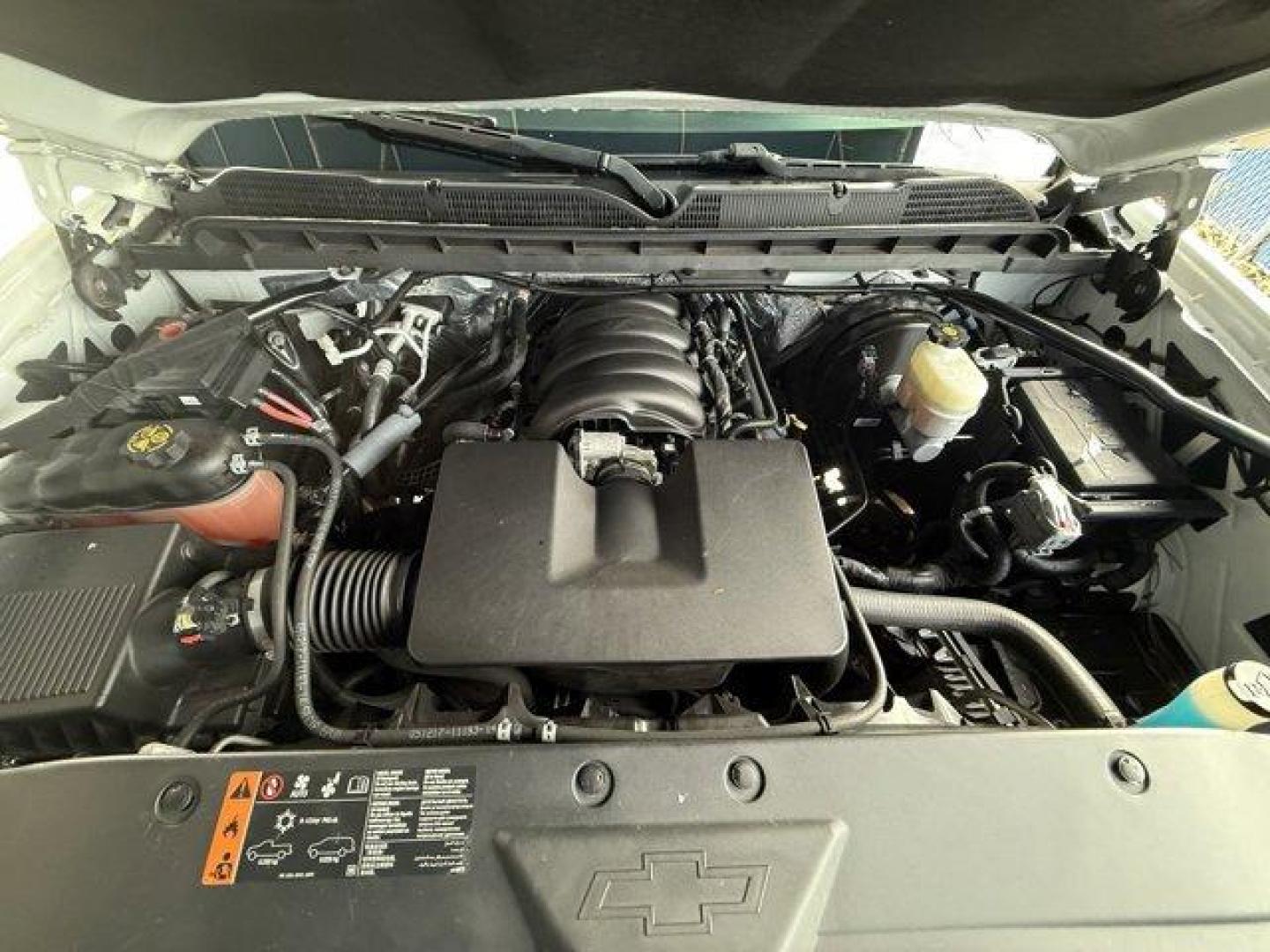 2017 Summit White /Dark Ash with Jet Black Interior Accents Chevrolet Silverado 1500 (1GCRCPEH9HZ) with an 6 4.3L engine, Automatic transmission, located at 27610 S Dixie Hwy, Homestead, FL, 33032, (305) 749-2348, 25.510241, -80.438301 - KBB.com 10 Most Awarded Brands. Delivers 24 Highway MPG and 18 City MPG! This Chevrolet Silverado 1500 delivers a Gas/Ethanol V6 4.3L/262 engine powering this Automatic transmission. WHEELS, 20 X 9 (50.8 CM X 22.9 CM) CHROME CLAD ALUMINUM (STD), TRANSMISSION, 6-SPEED AUTOMATIC, ELECTRONICALLY CONTRO - Photo#17