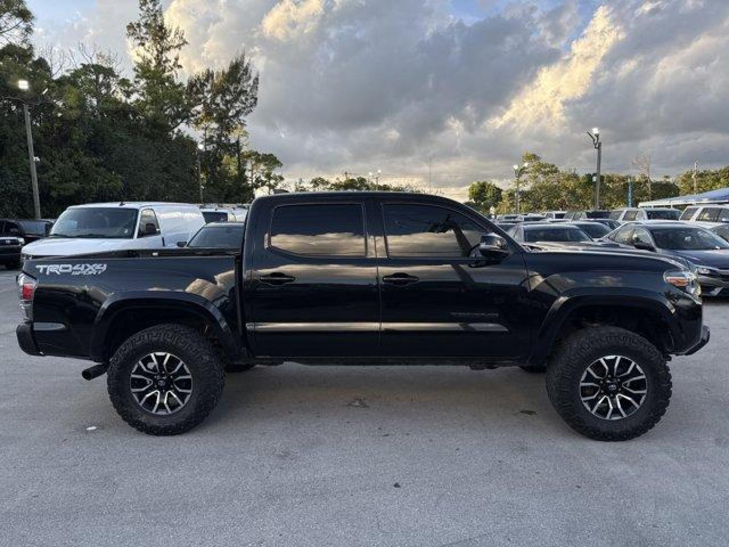 2020 Black Toyota Tacoma 4WD (3TYCZ5AN3LT) with an 6 3.5 L engine, Automatic transmission, located at 27610 S Dixie Hwy, Homestead, FL, 33032, (305) 749-2348, 25.510241, -80.438301 - Only 43,561 Miles! Scores 22 Highway MPG and 18 City MPG! This Toyota Tacoma 4WD delivers a Regular Unleaded V-6 3.5 L/211 engine powering this Automatic transmission. Wi-Fi Connect with up to 2GB within Mobile Hotspot Internet Access, Variable Intermittent Wipers, Transmission: 6-Speed Automatic -i - Photo#5