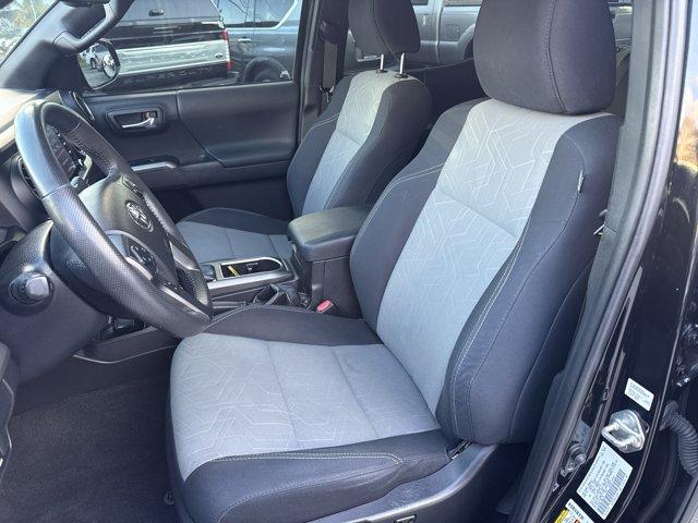 2020 Black Toyota Tacoma 4WD (3TYCZ5AN3LT) with an 6 3.5 L engine, Automatic transmission, located at 27610 S Dixie Hwy, Homestead, FL, 33032, (305) 749-2348, 25.510241, -80.438301 - Only 43,561 Miles! Scores 22 Highway MPG and 18 City MPG! This Toyota Tacoma 4WD delivers a Regular Unleaded V-6 3.5 L/211 engine powering this Automatic transmission. Wi-Fi Connect with up to 2GB within Mobile Hotspot Internet Access, Variable Intermittent Wipers, Transmission: 6-Speed Automatic -i - Photo#10