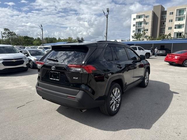 2020 Black Toyota RAV4 (2T3C1RFV9LC) with an 4 2.5 L engine, Automatic transmission, located at 27610 S Dixie Hwy, Homestead, FL, 33032, (305) 749-2348, 25.510241, -80.438301 - Boasts 35 Highway MPG and 28 City MPG! This Toyota RAV4 boasts a Regular Unleaded I-4 2.5 L/152 engine powering this Automatic transmission. Wheels: 19 Multi-Spoke Super Chrome Alloy, Variable Intermittent Wipers, Trunk/Hatch Auto-Latch.*This Toyota RAV4 Comes Equipped with These Options *Trip Compu- Photo#4