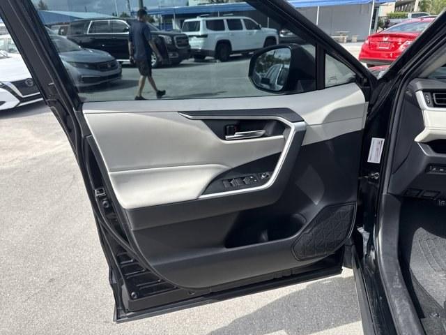 2020 Black Toyota RAV4 (2T3C1RFV9LC) with an 4 2.5 L engine, Automatic transmission, located at 27610 S Dixie Hwy, Homestead, FL, 33032, (305) 749-2348, 25.510241, -80.438301 - Boasts 35 Highway MPG and 28 City MPG! This Toyota RAV4 boasts a Regular Unleaded I-4 2.5 L/152 engine powering this Automatic transmission. Wheels: 19 Multi-Spoke Super Chrome Alloy, Variable Intermittent Wipers, Trunk/Hatch Auto-Latch.*This Toyota RAV4 Comes Equipped with These Options *Trip Compu- Photo#14