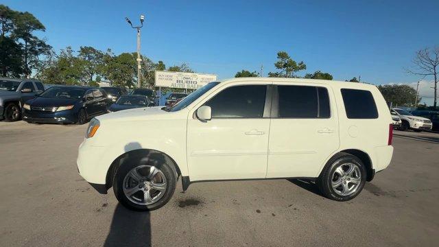 2014 White Honda Pilot (5FNYF3H57EB) with an 6 3.5 L engine, Automatic transmission, located at 27610 S Dixie Hwy, Homestead, FL, 33032, (305) 749-2348, 25.510241, -80.438301 - KBB.com 12 Best Family Cars. Boasts 25 Highway MPG and 18 City MPG! This Honda Pilot boasts a Regular Unleaded V-6 3.5 L/212 engine powering this Automatic transmission. XM Radio -inc: SiriusXM services require a subscription after any trial period, If you decide to continue your SiriusXM service at - Photo#1