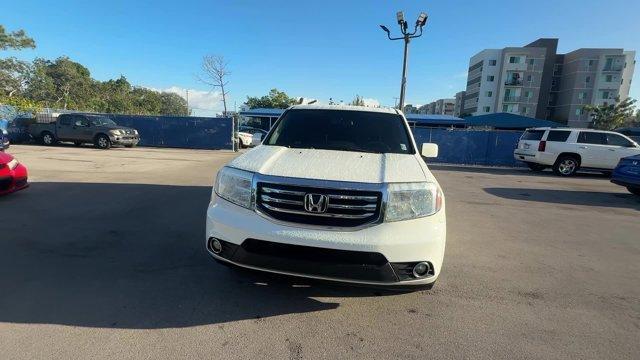 2014 White Honda Pilot (5FNYF3H57EB) with an 6 3.5 L engine, Automatic transmission, located at 27610 S Dixie Hwy, Homestead, FL, 33032, (305) 749-2348, 25.510241, -80.438301 - KBB.com 12 Best Family Cars. Boasts 25 Highway MPG and 18 City MPG! This Honda Pilot boasts a Regular Unleaded V-6 3.5 L/212 engine powering this Automatic transmission. XM Radio -inc: SiriusXM services require a subscription after any trial period, If you decide to continue your SiriusXM service at - Photo#7