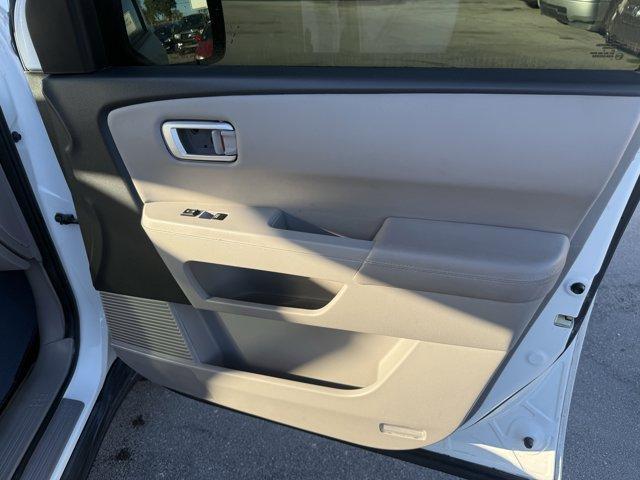 2014 White Honda Pilot (5FNYF3H57EB) with an 6 3.5 L engine, Automatic transmission, located at 27610 S Dixie Hwy, Homestead, FL, 33032, (305) 749-2348, 25.510241, -80.438301 - KBB.com 12 Best Family Cars. Boasts 25 Highway MPG and 18 City MPG! This Honda Pilot boasts a Regular Unleaded V-6 3.5 L/212 engine powering this Automatic transmission. XM Radio -inc: SiriusXM services require a subscription after any trial period, If you decide to continue your SiriusXM service at - Photo#15